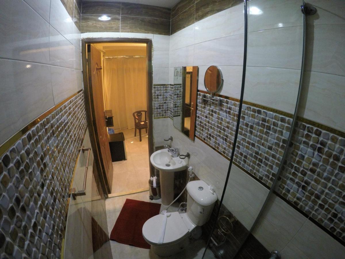 City Hotel Hostel